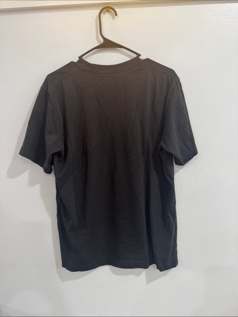 Uniqlo Hange and Titans Shirt size Medium - Picture 5 of 5
